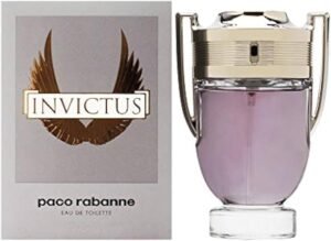botella perfume invictus con fondo elegante