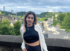 Dónde Comprar Crop Top Hombre Que Esté a la Moda en Chile 13 hombre con crop top urbano chile ciudad