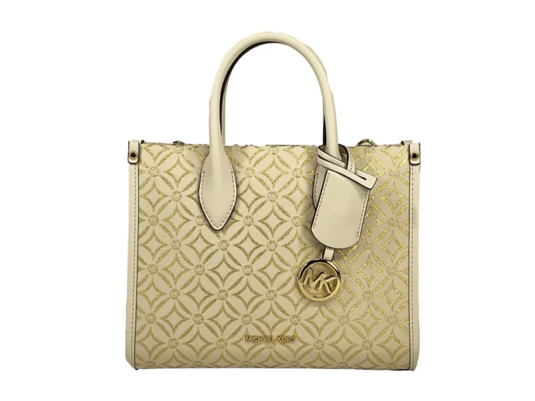 mini bolsa michael kors elegante en fondo blanco