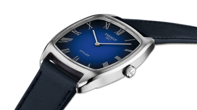 reloj elegante tissot stylist en primer plano