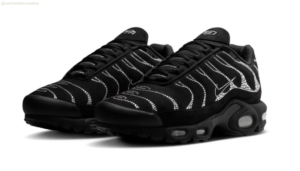 zapatos nike tn negros en vitrina elegante